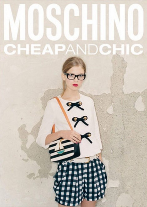 Катя Косушкина для весенней рекламной кампании Moschino Cheap & Chic S/S 11