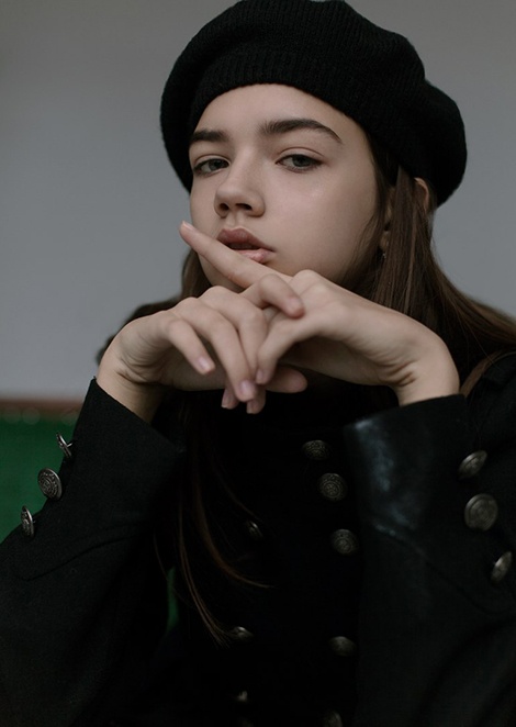 Dasha Iljushits by Iro Iro
