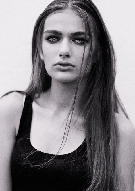 Liza Martynchik by Masha Novick