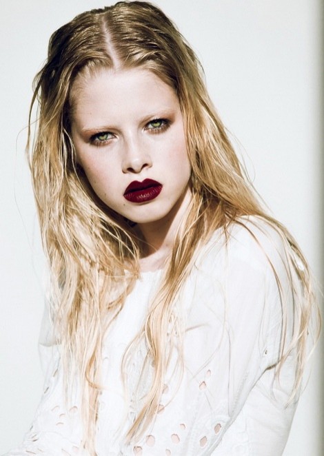 Nastya Muzykantova by Masha Novick