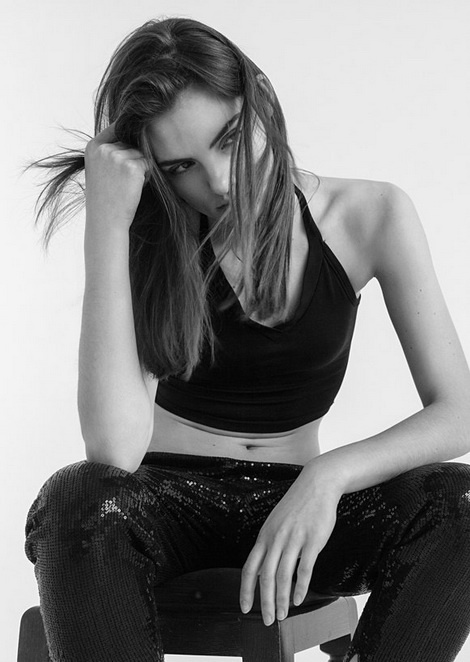 Tanya Antonenko by Iro Iro