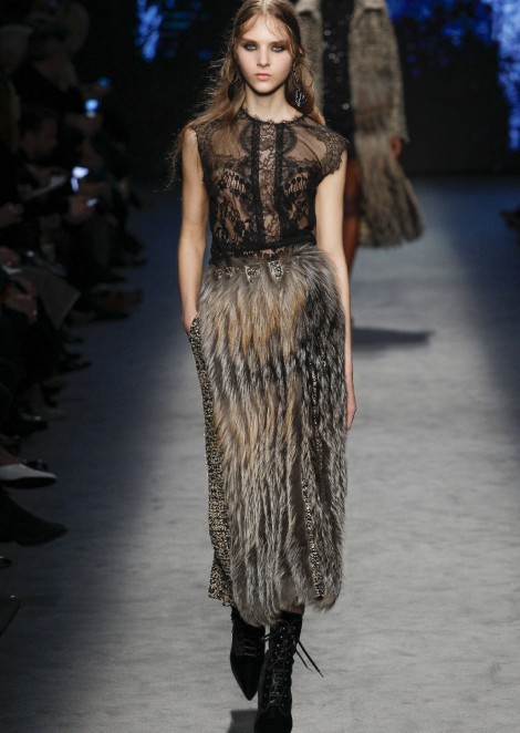 Masha Tsarykevich @ Milan Fashion Week autumn - winter 2016