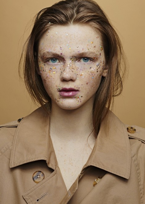 Lia Mendeleva new shooting