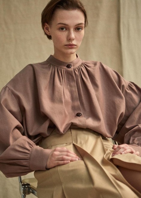 Alina Kremleva for Low Classic 19AW Seoul | News | Agency | NAGORNY ...