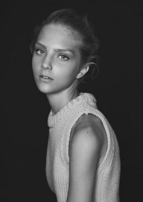 Masha Tsarykevich by Nastya Tarasava News Agency NAGORNY Model Management 