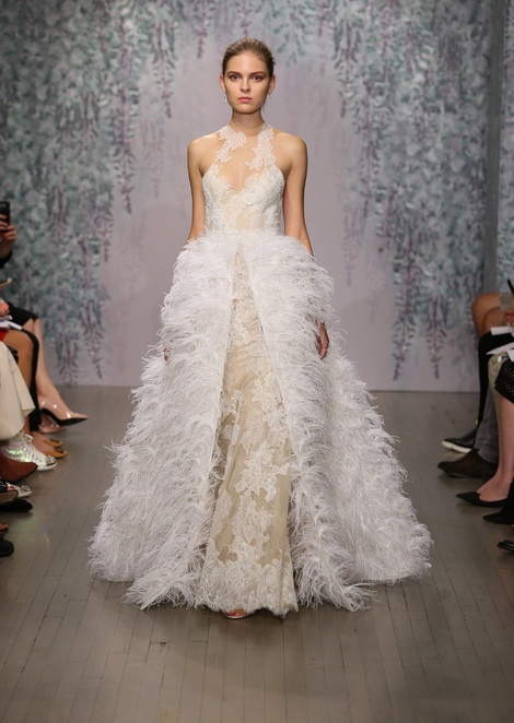 Катя Косушкина на показе Monique Lhuillier Bridal / Fall Winter 2016 (NY)