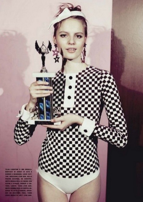 Наташа Ремарчук для журнала Vogue Италия / Февраль 2013