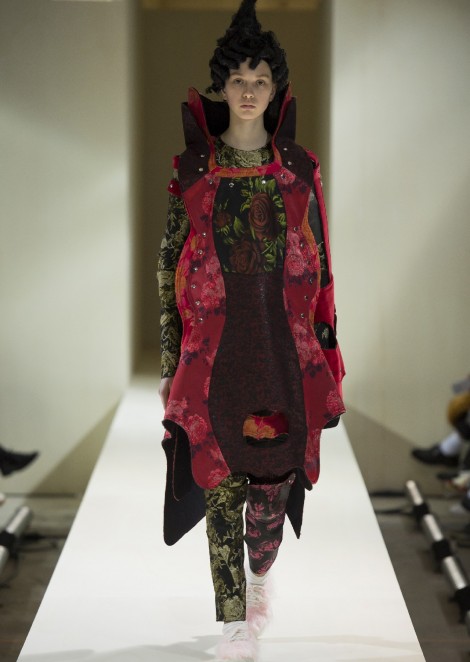 Саша Пугачёва на Неделe моды в Париже / сезон осень – зима 2016