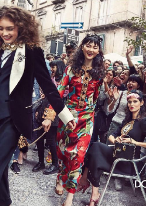 Саша Кичигина в рекламной кампании Dolce & Gabbana Fall Winter 2016