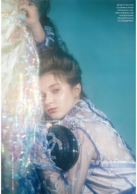 Nastya Urinich for Noblesse Korea December 2017